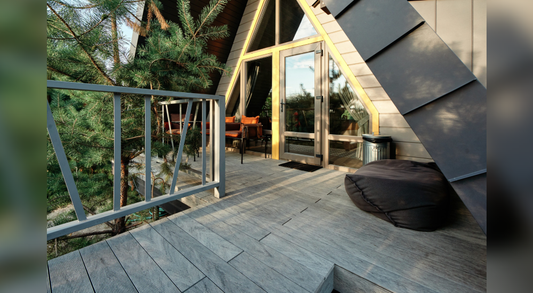 Taras z desek kompozytowych - montaż na balkonie, dachu