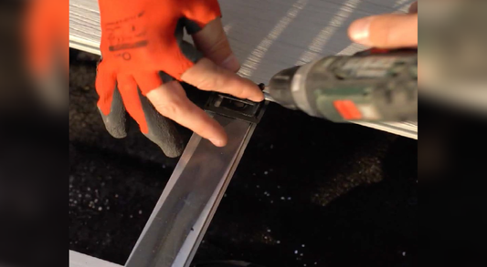 Deski kompozytowe na taras - jak mocować?